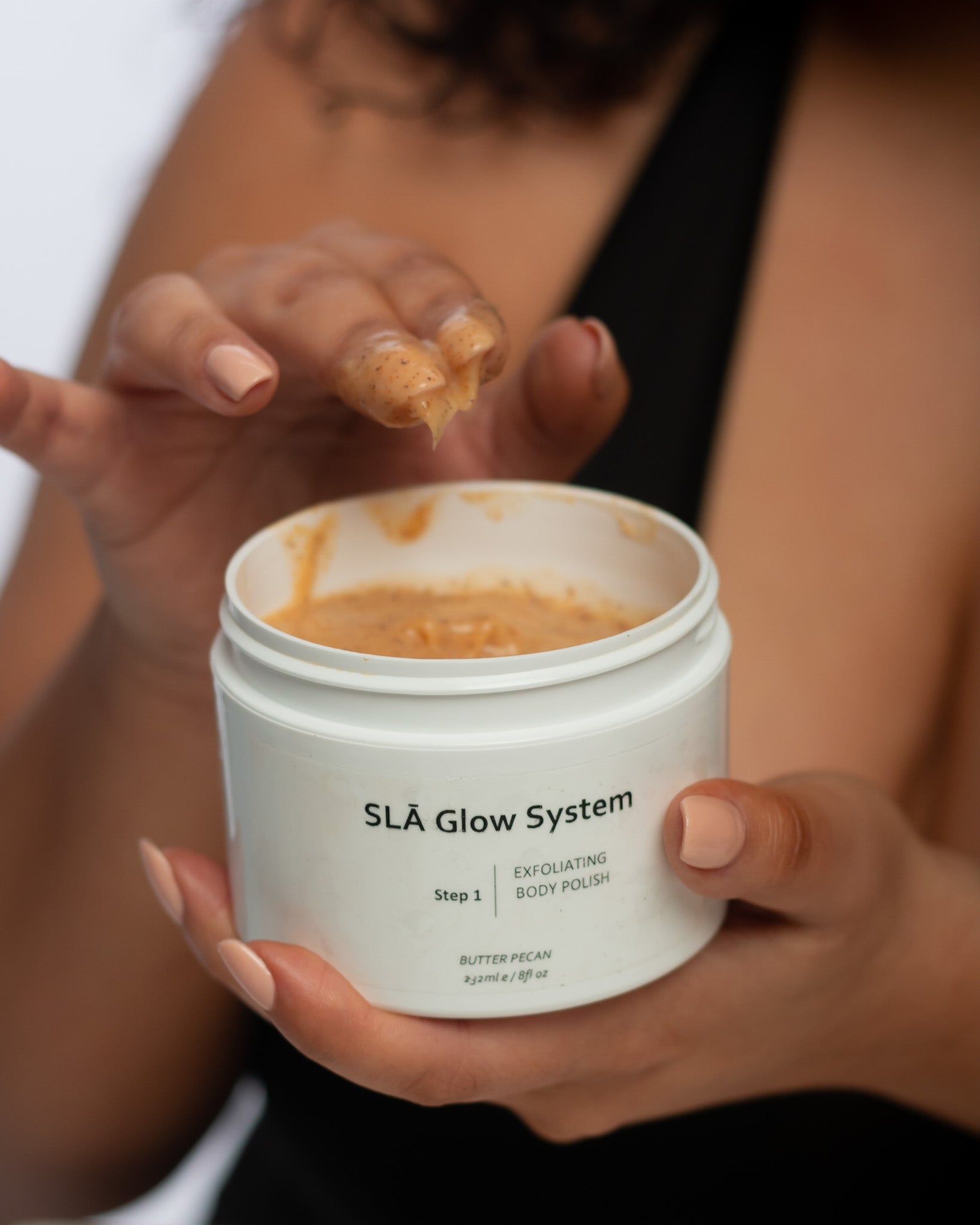 SLĀ Exfoliating Body Polish
