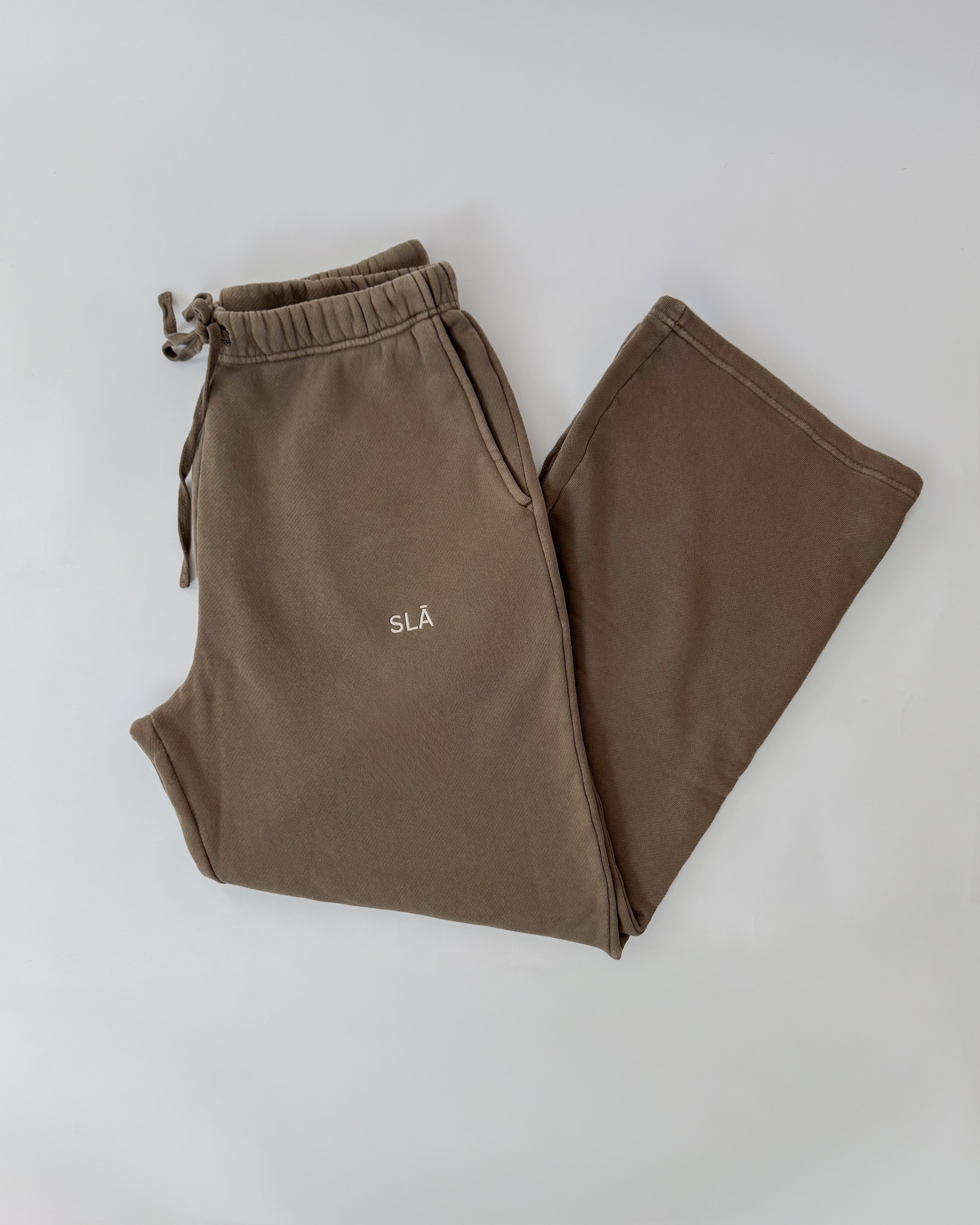 Cafè Straight Leg Sweatpant