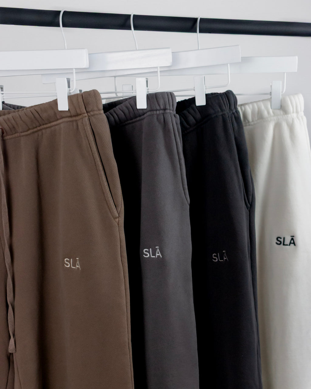 Cafè Straight Leg Sweatpant